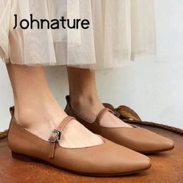 Chaussures décontractées Johnature 2024 Spring Automne Retro Backle Backle Boucle peu profonde molages à orteils pointu