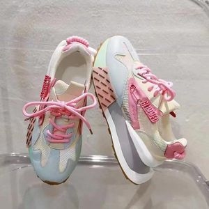 Chaussures décontractées style coréen 2024 baskets de couleur assortie femmes à lacets femme plate avec dames