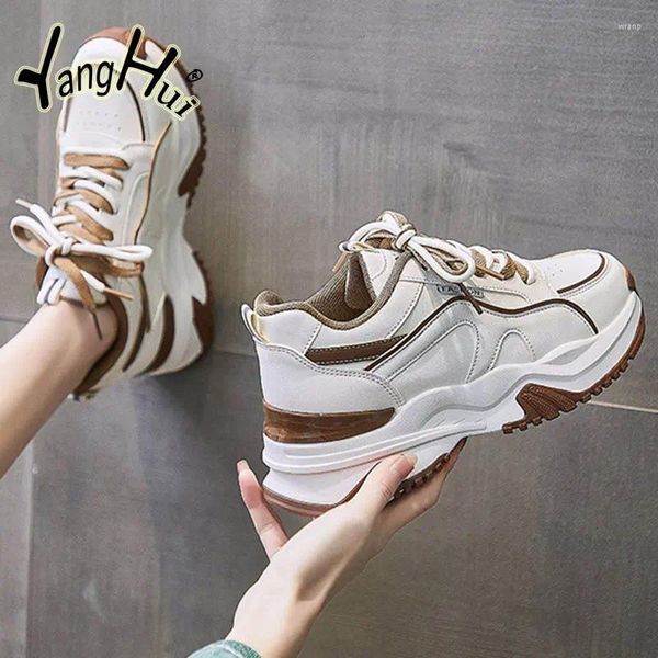 Zapatos informales de estilo coreano para mujer, zapatillas transpirables con suela gruesa y aumento elevado, Color de moda a juego, otoño 2024