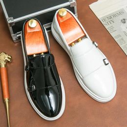 Chaussures décontractées Version coréenne Locs de robe pour hommes