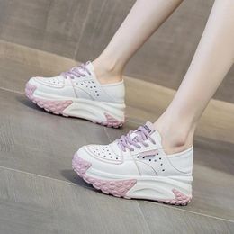 Casual schoenen Koznoy 7cm Echt lederen Vulcanisatie dikke sneaker Summer High Brand Comfy Lace Up Platform Women Loafer