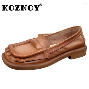 Casual schoenen Koznoy Women Moccassin 3,5 cm Oxfords zachte Soled Flats Novel Ty Ethnic Summer Echt lederen Hollow Comfy Round Teen Loafers
