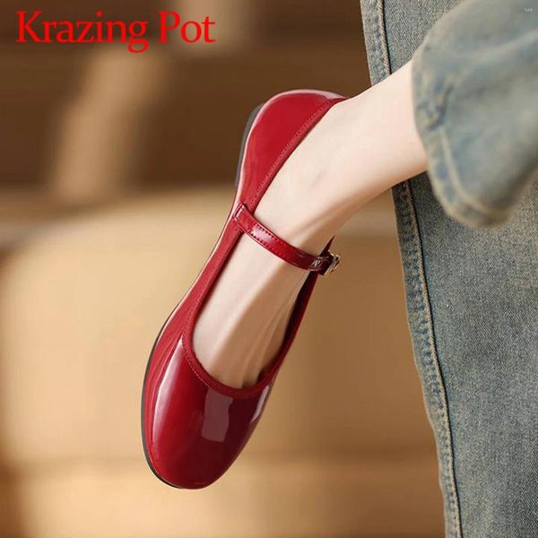 Zapatos informales Krazing Pot de oveja de cuero Redondeo Mujeres Straps Modern Buckle Stores de verano