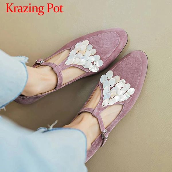 Zapatos informales Krazing Pot Oveja Gamuza Colgante Decoración Tacones bajos gruesos Moda de primavera Punta redonda Oficina Señora Correa de hebilla de lujo Mujer