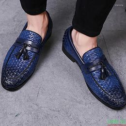 Chaussures décontractées grandes taille 38-48 Plaid Plaid Men Locs tissage confortable Menoux Soft Localiers Mode en cuir Sapato