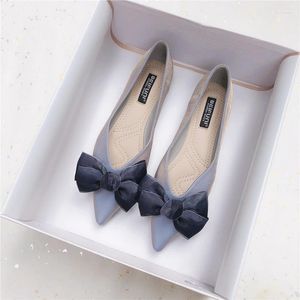 Casual Schoenen Grote Maat Zomer Strik Flats Vrouw Vlinderknoop Balletten OL Kantoor Puntschoen Ondiepe Slip Op Zachte Bodem Ballerina