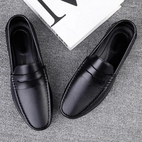 Zapatos informales de cuero ligeros para hombre, cómodos zapatos de negocios, mocasines que combinan con todo, sin cordones para conducir