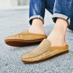 Zapatos informales Mulas de cuero Sandalias Semi-Drag Men Summer Man Slides Slip-On Backless Backers Slippers mitad para 2024