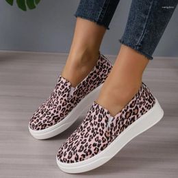 Casual schoenen Leopard canvas dames 2024 Autumn plat slip-on schoenslip op luie studentendoek