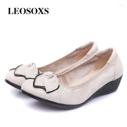 Chaussures décontractées Leosoxs Plus taille (34-43) Locs confortables femmes réalistes en cuir de travail