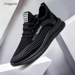 Casual schoenen lichtgewicht en ademende veiligheid heren wandelwerk mesh anti-slip anti-punctie anti-botsing stalen teen