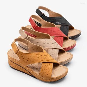 Casual Schoenen Lage Sandalen Dames Leer Dame 2024 Grote Maat Kruis Zomer Hakken Open Teen Pak Dames Beige Ademend Klompen Wedge Low-he