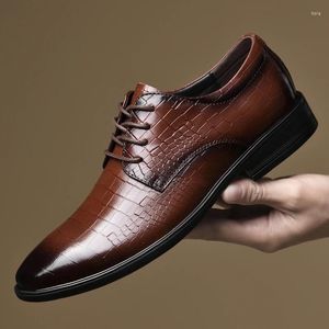 Chaussures décontractées Marques de luxe Robes de mode Homme Men de forme formelle sur hommes