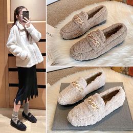 Casual schoenen luxe ketting lambzool mocassins winter vrouwen katoenen sneakers pluche flats vrouw dikke opgeloste bont loafers groot formaat 34-43