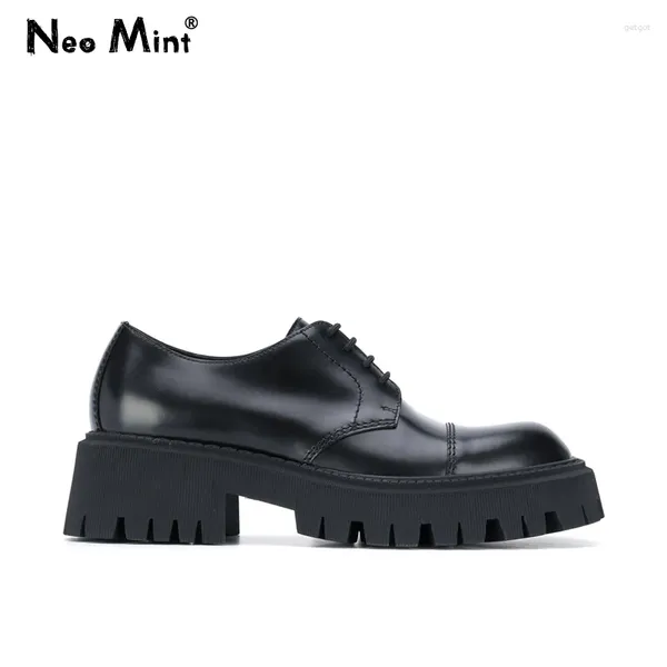 Chaussures décontractées Designer Luxury Femmes Tracteur Lace Up Up Derby Black Leather Chunky Bloganes Retro Platform Oxford pour