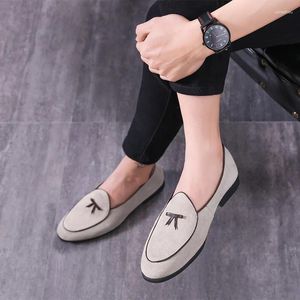 Chaussures décontractées Luxury Mocasins Soft Men Locons de haute qualité Généralités en cuir Gommino Mentlemen Driving ST378