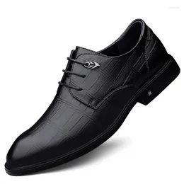 Zapatos casuales de negocios masculinos zapato encaje de alta calidad para adultos hombre genuino oxfords oxfords hombres calzado de boda grande 36-47