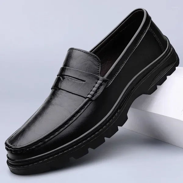 Chaussures décontractées Locs de haute qualité masculins authentiques pour hommes en cuir slip sur des baskets en plein air confortables