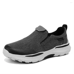 Casual schoenen massieve ronde voet zomer sneakers plus size man sportmaker sneskers snaeker trainers trending