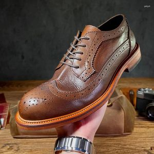 Zapatos informales para hombres maduros, zapatos Oxford de cuero tallado Brock, hombre de negocios con cordones, Brogue británico hecho a mano