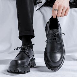 Zapatos informales Men Business Office Vestido formal Lace-up Genuine Leather Derby Shoe Plataforma Negra zapatilla de zapatillas Caballero