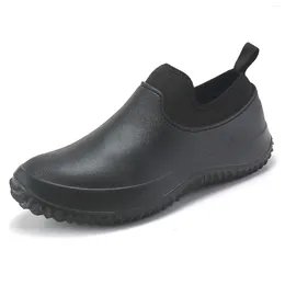 Chaussures décontractées Men Chef Immasé sans glissement Travail Car lavage Bottes de pluie Augmentation des baskets de pêche Zapatos Hombre