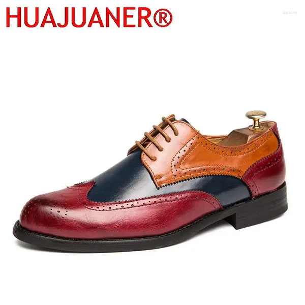 Chaussures décontractées hommes Habille de mode Brogue Flats Oxford Leather Formal Patchwork Couleur de style britannique Gentleman