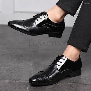 Chaussures décontractées Men Cuir 2024 Lacet Up Forme de luxe Business Luxury Oxford Office Mariage de mariage 38-49