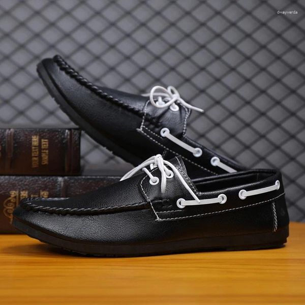 Chaussures décontractées Mentes en cuir Board confortable de haute qualité avec un fond doux à lacets en conduisant Robe homme élégant