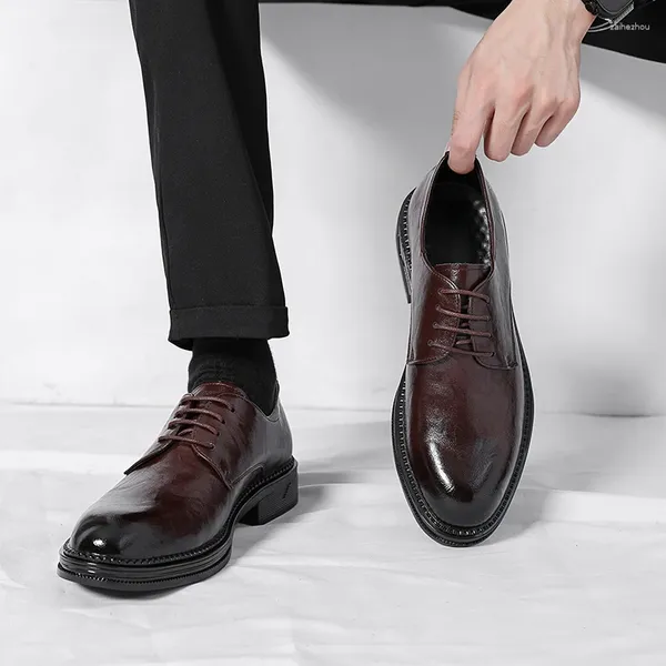 Zapatos informales para hombre, zapatos de cuero, Brogues clásicos de moda, vaca genuina de lujo, hechos a mano, con cordones, negro/marrón, boda Formal