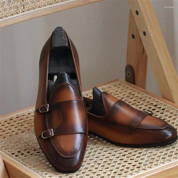 Zapatos casuales hombres mocasadores hechos a mano de cuero genuino doble hebilla de hebilla de pedal fiesta de boda de moda diariamente