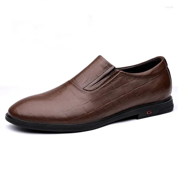 Zapatos casuales hombres mocasines de lujo de cuero formal de lujo mocasines transpirable para hombres conductores de noche