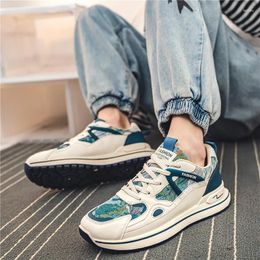 Casual schoenen mannen mesh sneakers ademende heren mode outdoor trainers platform wandelen jogging tenus para hombre