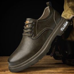 Chaussures décontractées hommes oxfords robe en cuir authentique à lacet up up up upret weart de haute qualité sneakers pour hommes