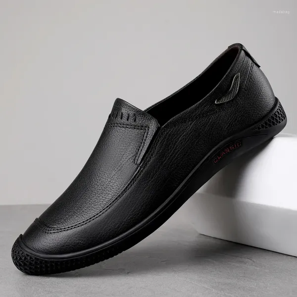 Zapatos casuales hombres guisantes de lujo caminando liviano de cuero genuino mocasines transpirables cómodos mocasins hombre de vaca