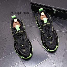 Chaussures décontractées Chaussures décontractées pour hommes Sneaker léger blanc grande taille extérieur en maille respirante sport de mode noir Style populaire Running Man Shoe 959