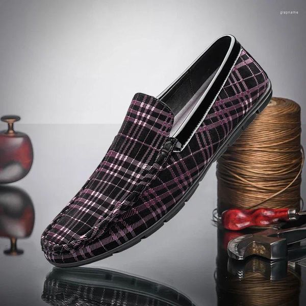 Chaussures décontractées Mocassins en cuir classiques pour hommes Slip-On Conduite Rayé Rouge Hommes Mocassin Bureau