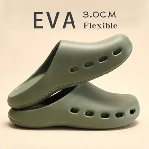 Chaussures décontractées Eva Gommage Clogs Léger Garden Water Yard Chardons Slippers Breathable Dentist Nursing X07