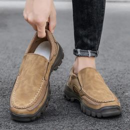 Chaussures décontractées Cuir de mode masculin pour les mocassins de tendance à bas niveau d'été 39-46