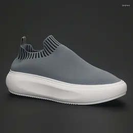 Zapatos casuales moda masculina para hombres gruesos de alta resistencia de luz sucia tendencia superior tendencia de tapa transpirable