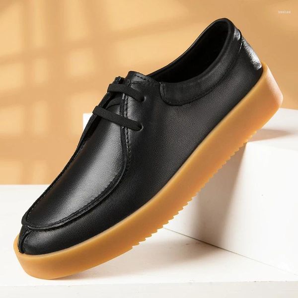 Chaussures décontractées masculines lacer up oxfords vache en daim créateurs de mode en cuir appartements extérieurs noire respirants hommes sneakers hommes