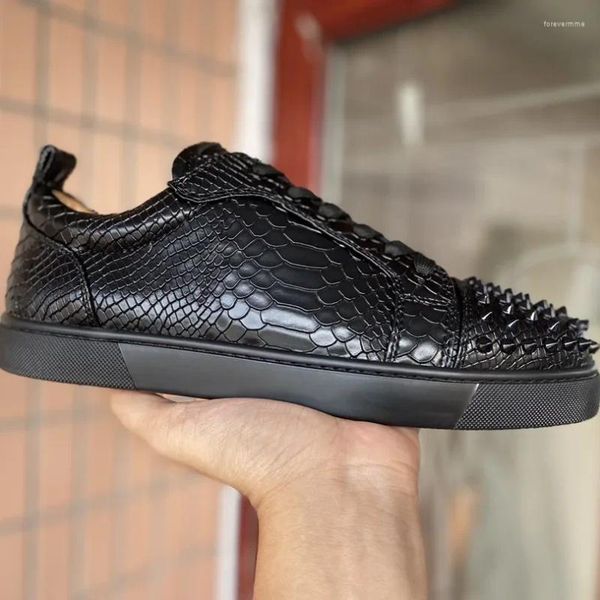 Chaussures décontractées pour hommes de luxe de luxe Sneakers Snake Pattern Club Night Black Flat Womens Party