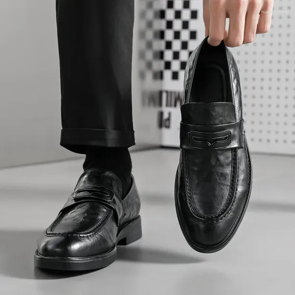 Chaussures décontractées pour hommes, Style britannique, à la mode, tout Simple, couleur unie, grande taille, printemps et automne