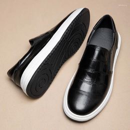 Chaussures décontractées Summer Summer en cuir authentique Business Formal British Style Single Moccasins Locs de travail