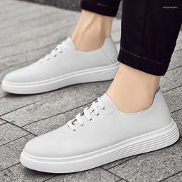 Vrijetijdsschoenen Witte sneakers voor heren Trend Ronde kop Grote maat Effen kleur Comfortabele antislip loafers Sapatos Casuais
