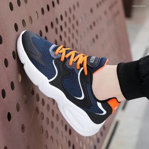 Zapatos informales para hombre, zapatillas de deporte, moda de otoño y primavera, suaves, cómodos, ligeros, de tela plana con cordones, cestas de tenis para mujer