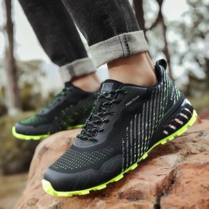 Chaussures décontractées Men Trail Running Male Lightweight Breathable Treen Fashion Fashion Sneakers Outdoor Trekking Jogging Walking Tennis