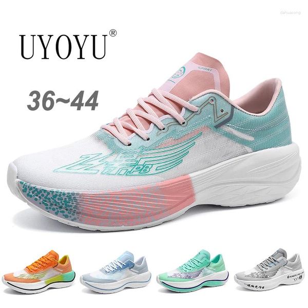 Chaussures décontractées Hommes Femmes Designer Baskets Tennis Tennis Entraîneur de luxe Course Basketball Mode Mocassins Courir pour hommes