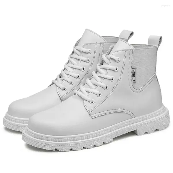 Chaussures décontractées Middleboots Block Talons 2024 Produits Vulcanize Fashion Breatteur Bouptillante Sneakers Sports Modèle de haut niveau