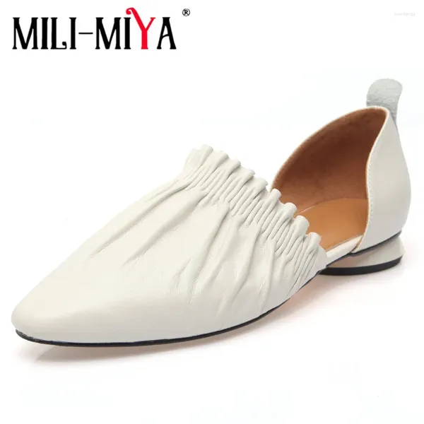 Zapatos informales Mili-Miya Mujeres Flatos de cuero genuino Color sólido Redondeado en la calle Fashion Street hecho a mano para damas